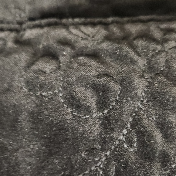 Black velvet quilted old English Style Winter Jacket. Full Zip Down Whimsigoth - Picture 5 of 13